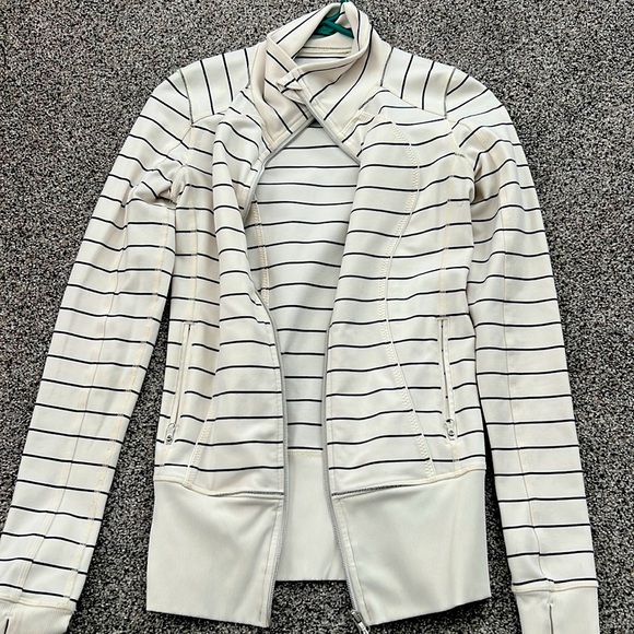 Lulu jacket! - Picture 1 of 4